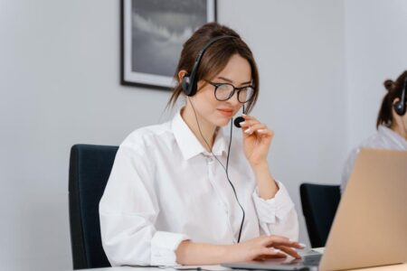 Top Headphones with Built-In Mics for Clear Calls