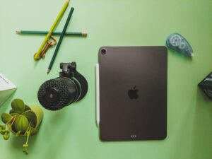 Top Eco-Friendly Phone Accessories You’ll Love in 2025