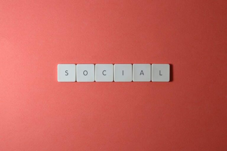 Best AI Assistants for Social Media & Marketing Tasks